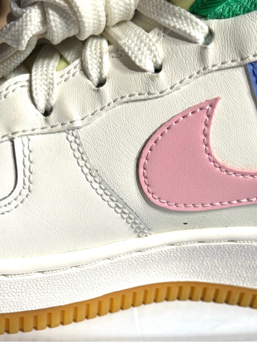 Nike big kids sneakers - Picture 4 of 8